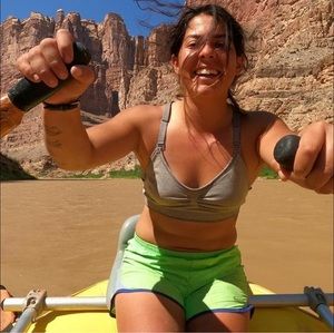 Meet your Posher, Alaina